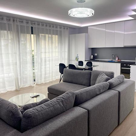 New Bazaar 2022 Apartment Tirana Exterior foto