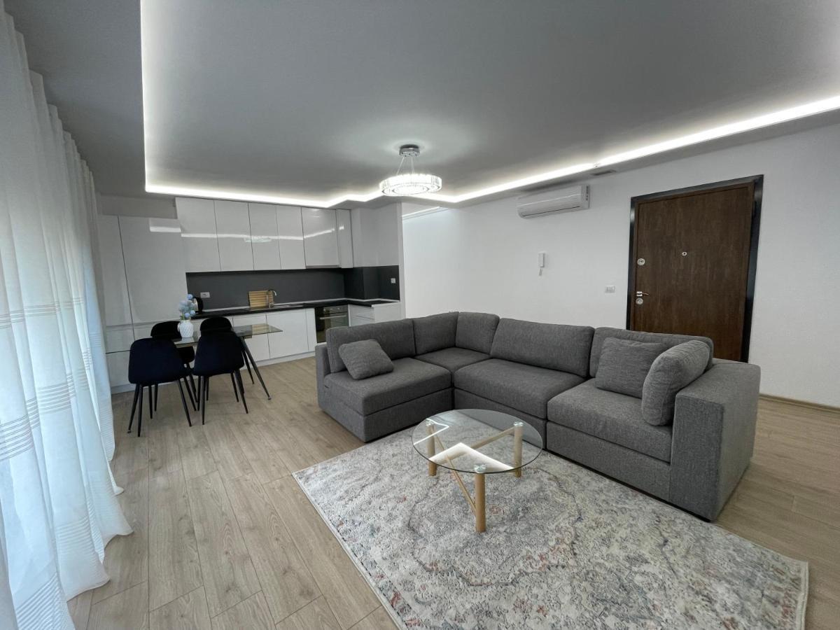 New Bazaar 2022 Apartment Tirana Exterior foto