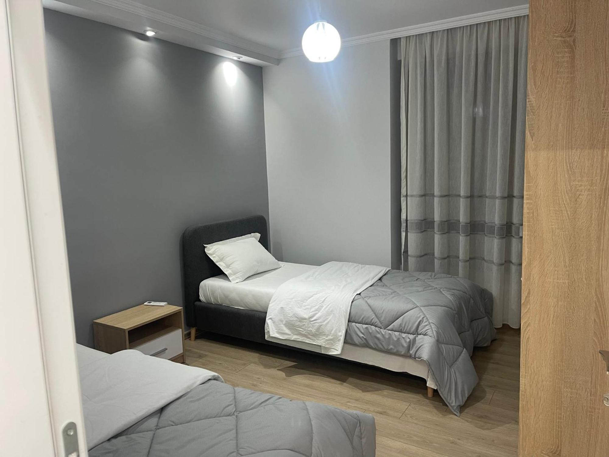 New Bazaar 2022 Apartment Tirana Exterior foto